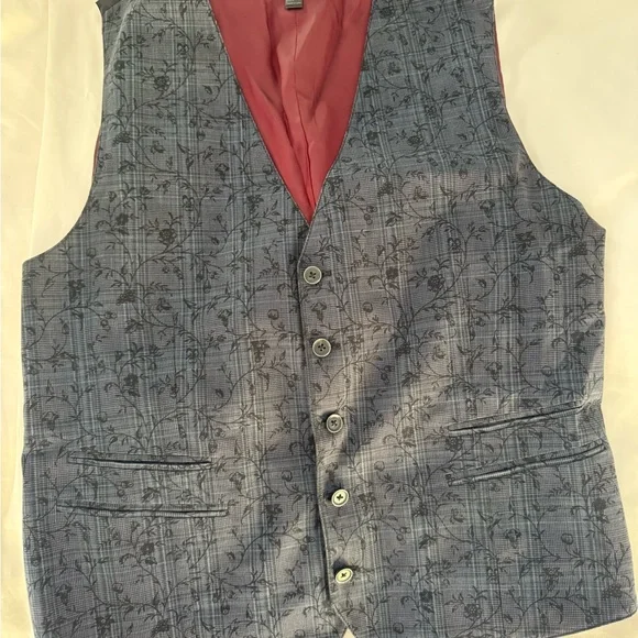 John Varvatos Gray Floral Vest with Red Interior